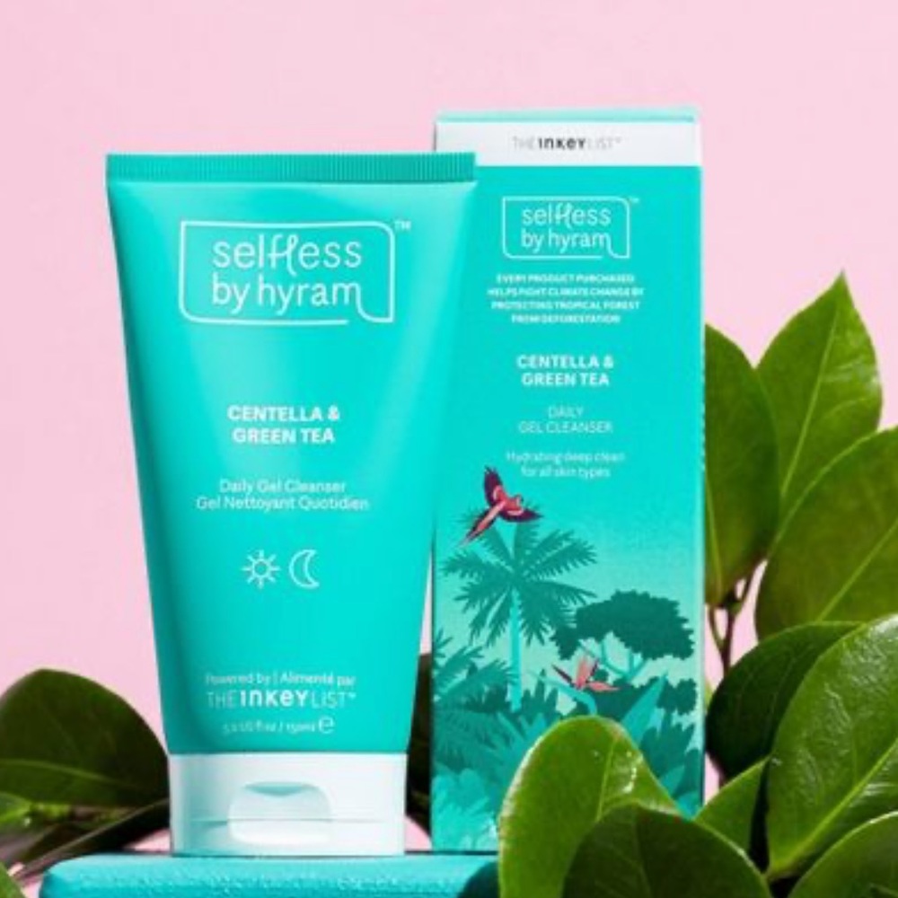 NEW! SELFLESS BY HYRAM Centella & Green Tea Facial Cleanser